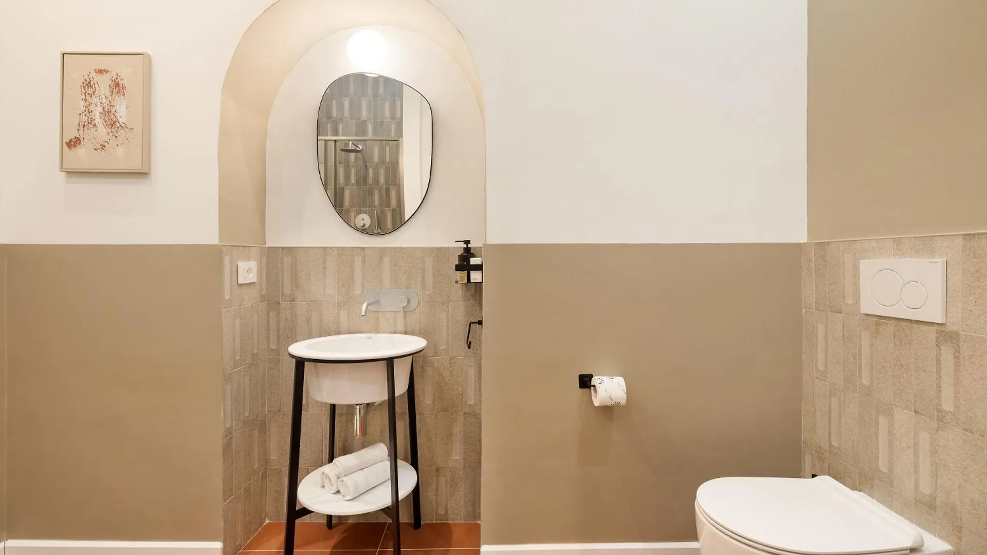 Elegantia Luxury Rooms Trastevere Rome 0*,  Italy