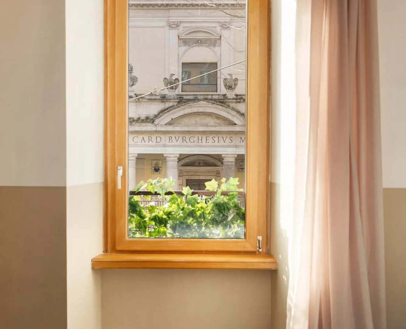 Elegantia Luxury Rooms Trastevere Rome 0*,  Italy