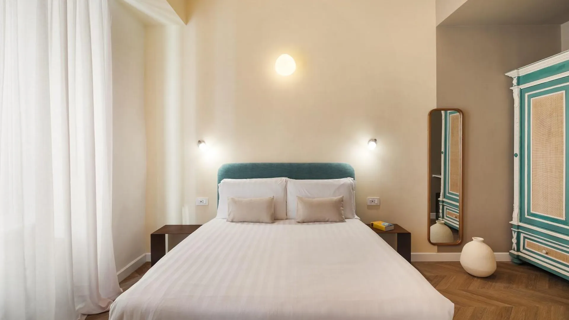 Elegantia Luxury Rooms Trastevere Rome Italy